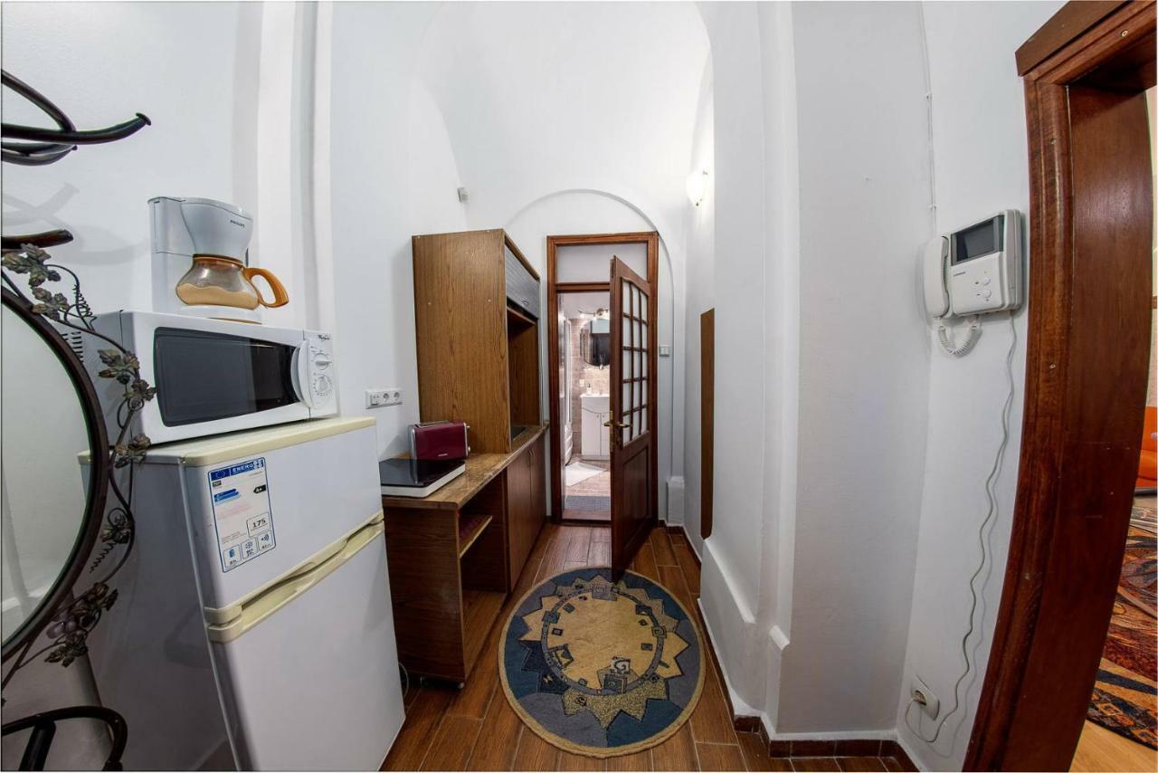 Ada Old Town Apartments 3 Μπρασόβ Εξωτερικό φωτογραφία